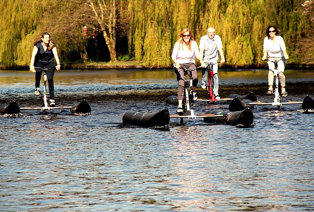 Radfahren auf der Hamburger Alster